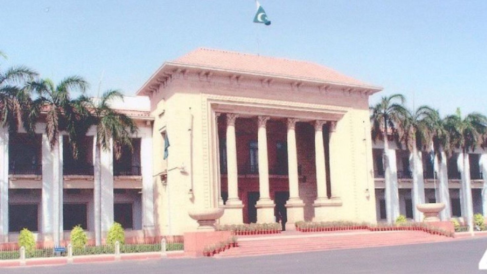 Punjab Assembly approves a motion calling for CEC and ECP members to resign